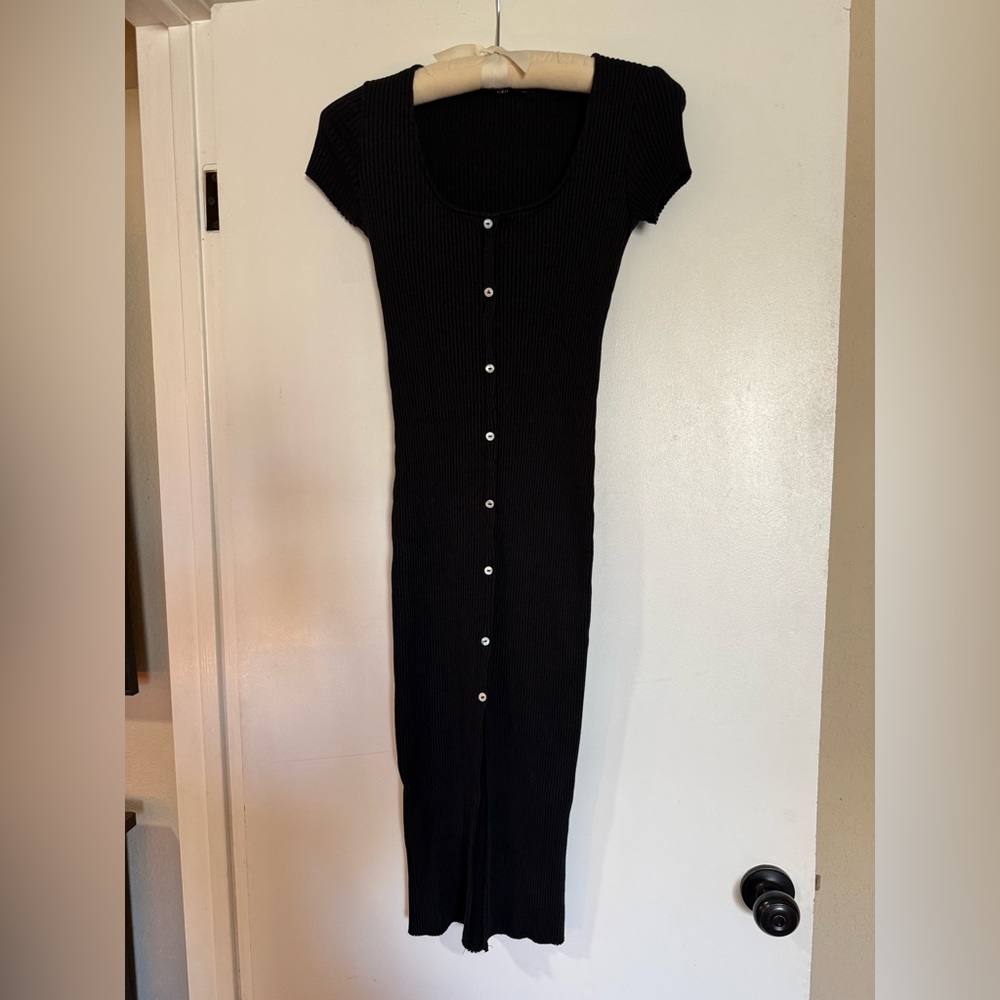 Zara Black Ribbed Midi Dress with Button-Front ~ Size M